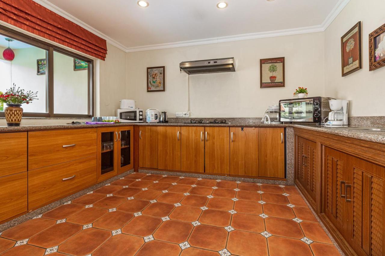 Viewbor Villa - Pattaya Holiday House Walking Street 4 Bedrooms Экстерьер фото